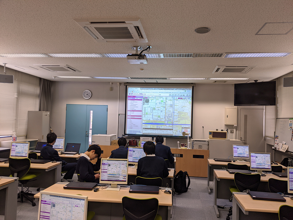 京都教育大学付属高校でハザードマップ講習